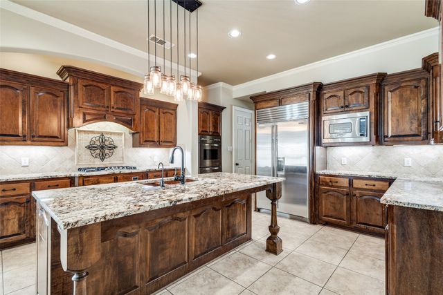 901 Sandy Trail, Keller, TX 76248