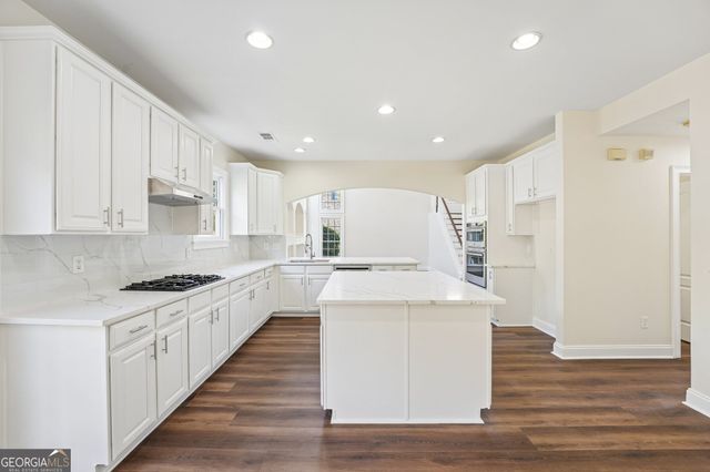 5041 Duxford Drive SE, Smyrna, GA 30082