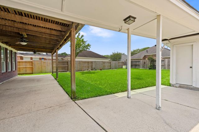 2122 Hill Canyon Court, Sugar Land, TX 77479