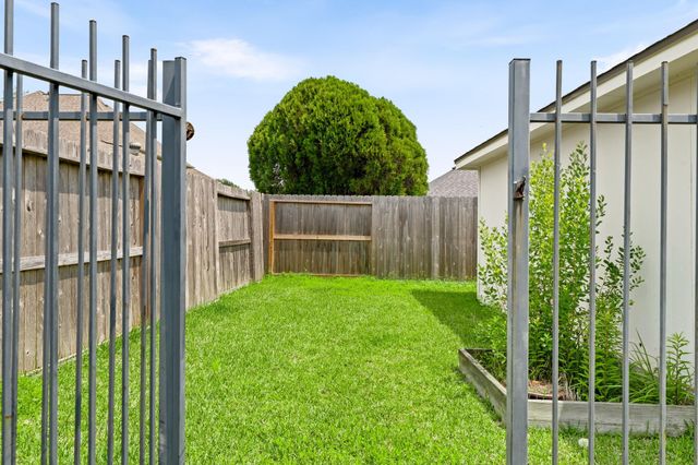 2122 Hill Canyon Court, Sugar Land, TX 77479