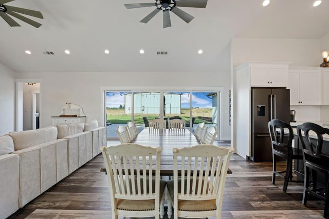 21379 N Mann Rd, Acampo, CA 95220