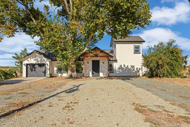 21379 N Mann Rd, Acampo, CA 95220