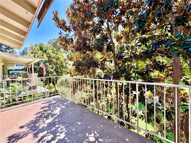 255 Calle Aragon P, Laguna Woods, CA 92637