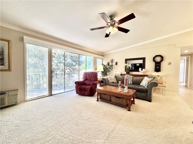 255 Calle Aragon P, Laguna Woods, CA 92637