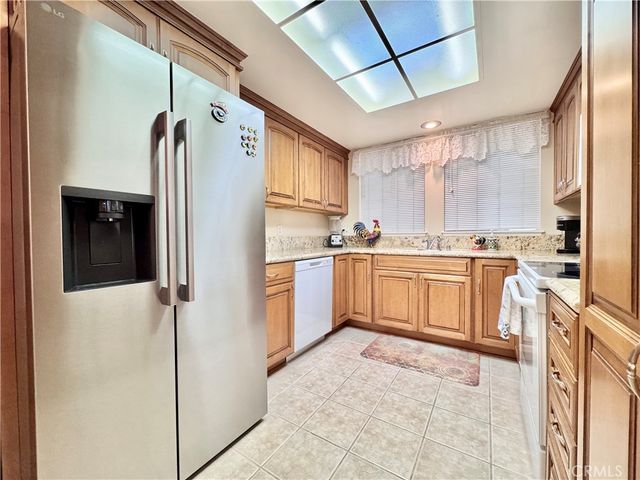 255 Calle Aragon P, Laguna Woods, CA 92637