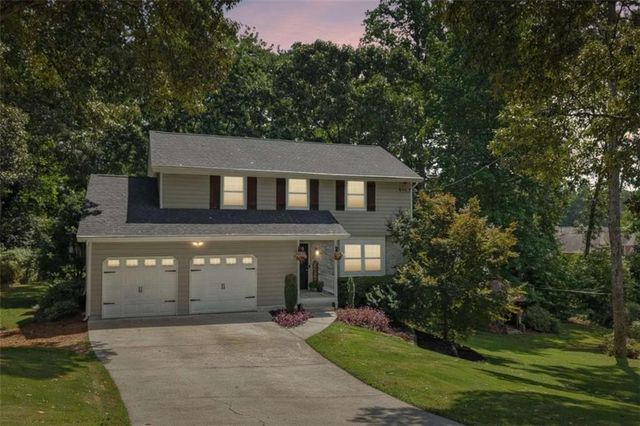 1888 Bent Willow Court, Lilburn, GA 30047