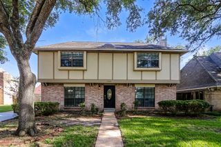 15127 Camino Del Sol Drive, Houston, TX 77083