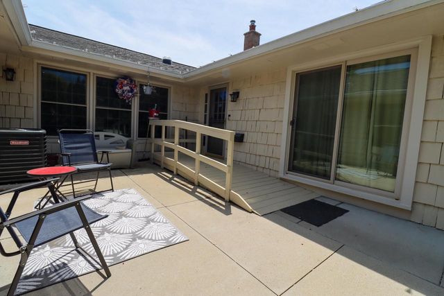 5324 Woodbridge LANE S, Milwaukee, WI 53221