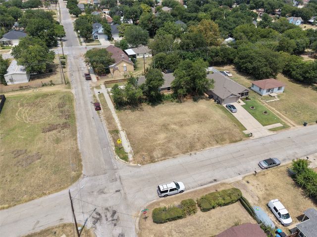 5832 Farnsworth Avenue, Fort Worth, TX 76107