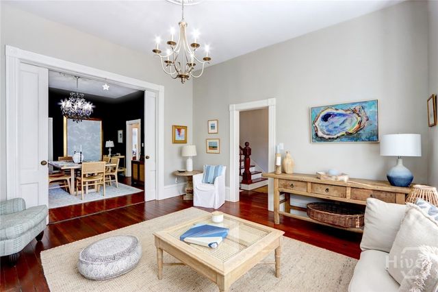 114 W Duffy Street, Savannah, GA 31401