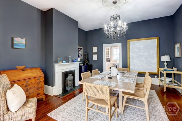 114 W Duffy Street, Savannah, GA 31401