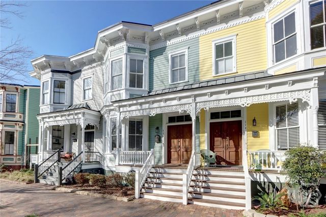 114 W Duffy Street, Savannah, GA 31401