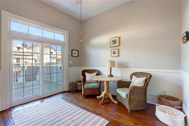 114 W Duffy Street, Savannah, GA 31401
