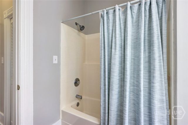 114 W Duffy Street, Savannah, GA 31401