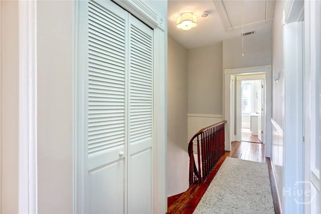 114 W Duffy Street, Savannah, GA 31401