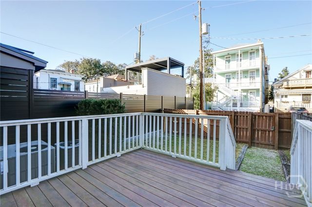 114 W Duffy Street, Savannah, GA 31401