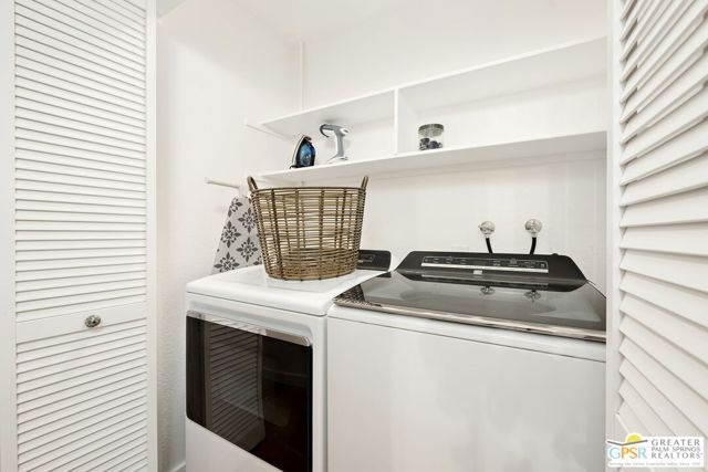 298 San Vicente Circle, Palm Desert, CA 92260