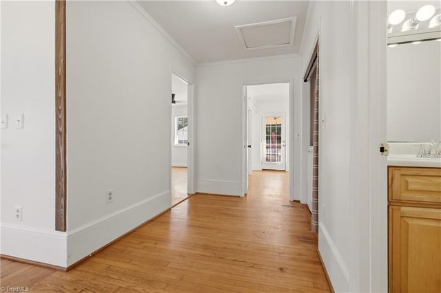 220 E Parkway Avenue, High Point, NC 27262