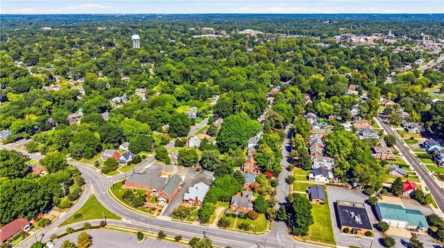 220 E Parkway Avenue, High Point, NC 27262