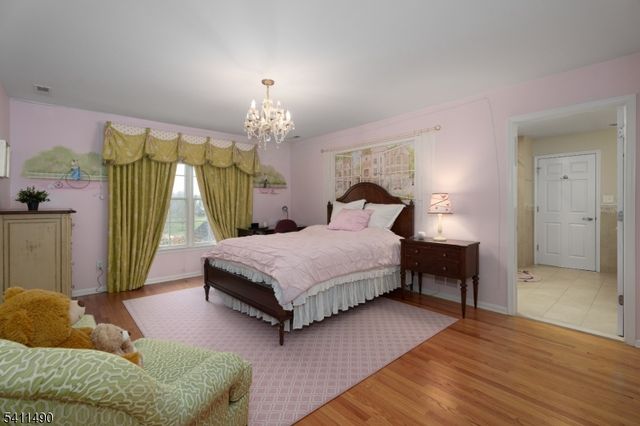 7 Silver Maple Ct, Montgomery Twp., NJ 08502