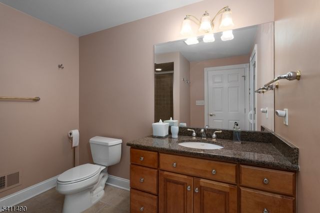 7 Silver Maple Ct, Montgomery Twp., NJ 08502