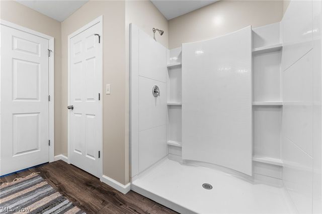 406 S Raccoon Road, Austintown, OH 44515