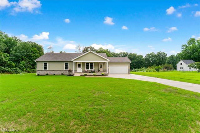 406 S Raccoon Road, Austintown, OH 44515