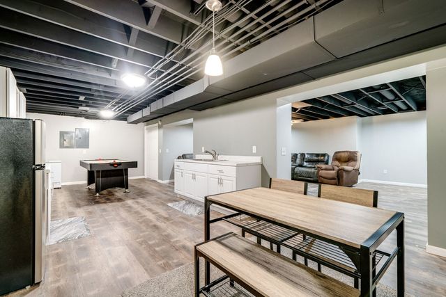 11062 Chicory Ridge Way, Roscoe, IL 61073