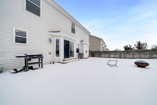 11062 Chicory Ridge Way, Roscoe, IL 61073