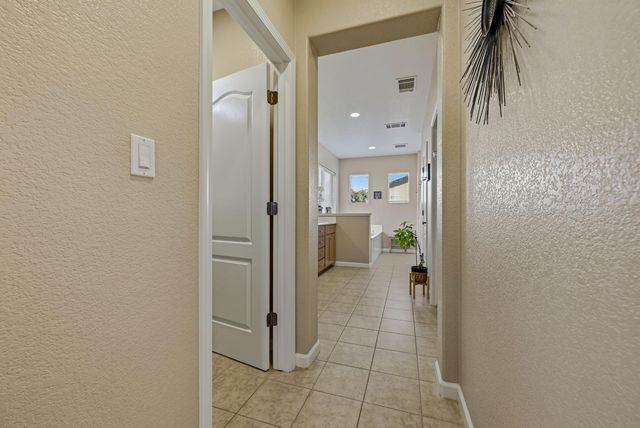 4096 Toulon Ct, Merced, CA 95348