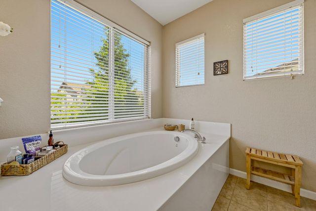 4096 Toulon Ct, Merced, CA 95348