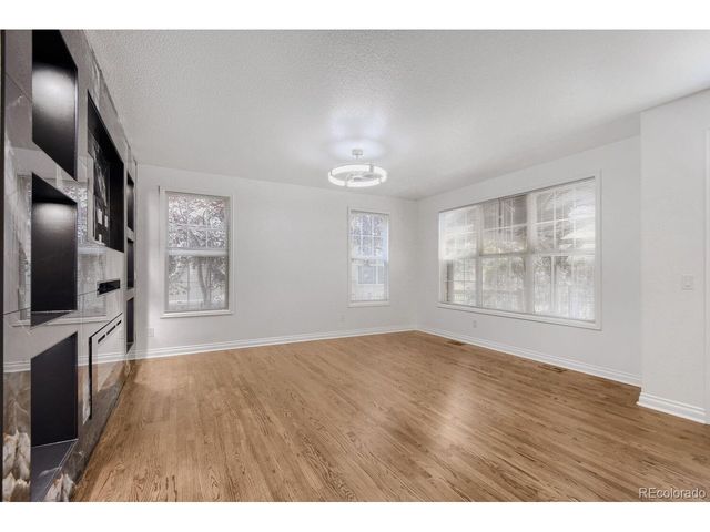 8054 E 9th Ave, Denver, CO 80230