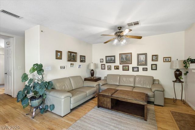 2333 Dexter Cabin Road, Las Vegas, NV 89128