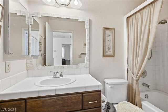 2333 Dexter Cabin Road, Las Vegas, NV 89128