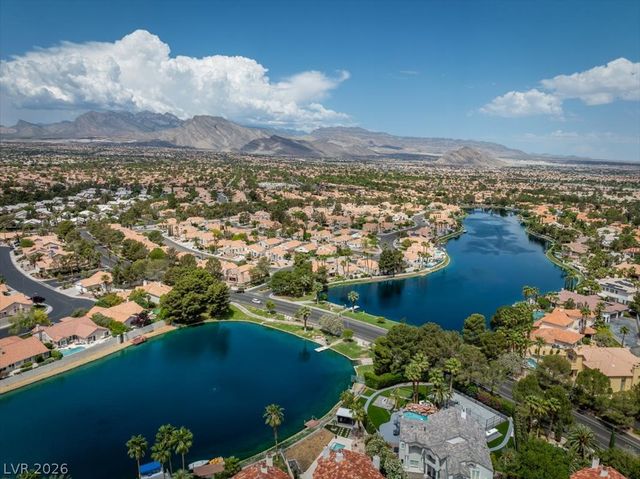 2333 Dexter Cabin Road, Las Vegas, NV 89128