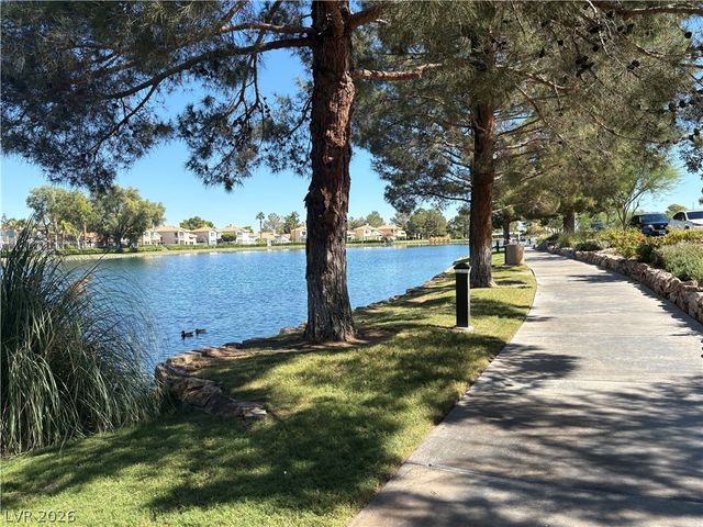 2333 Dexter Cabin Road, Las Vegas, NV 89128