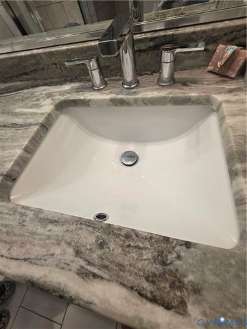 7337 Pebble Lake Dr, Mechanicsville, VA 23111