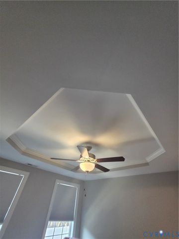 7337 Pebble Lake Dr, Mechanicsville, VA 23111