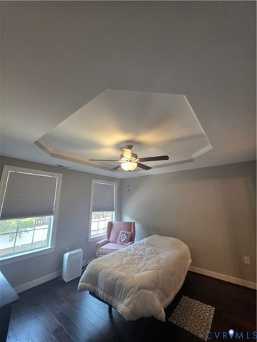 7337 Pebble Lake Dr, Mechanicsville, VA 23111