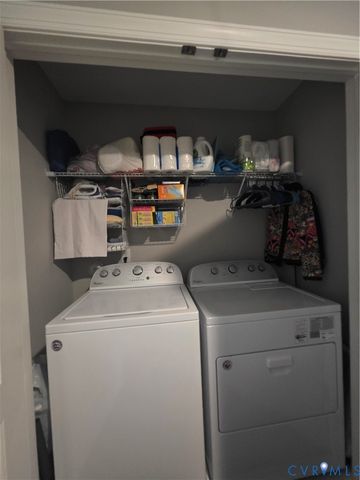 7337 Pebble Lake Dr, Mechanicsville, VA 23111