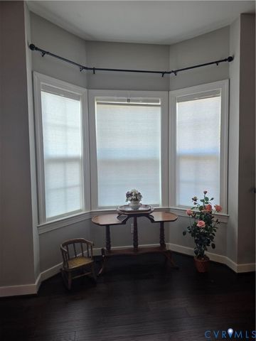 7337 Pebble Lake Dr, Mechanicsville, VA 23111