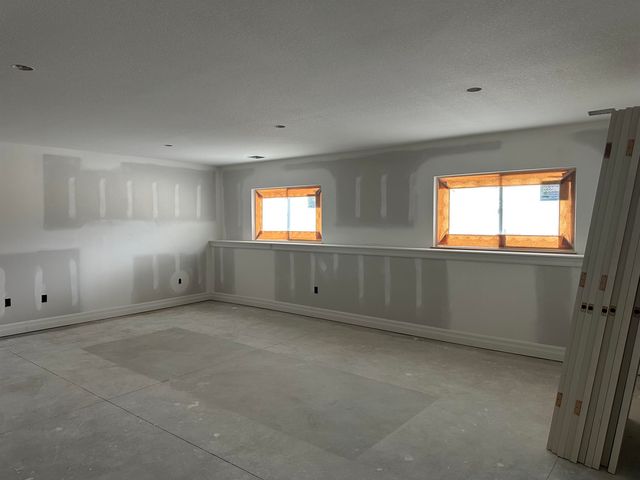 9623 W Wilkinson Ct., Maize, KS 67101