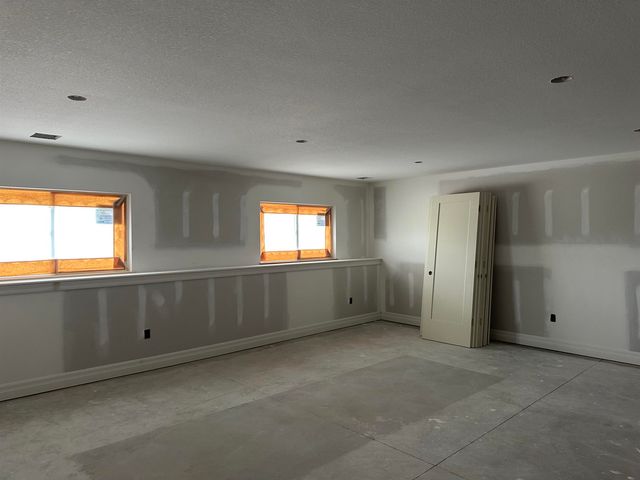 9623 W Wilkinson Ct., Maize, KS 67101