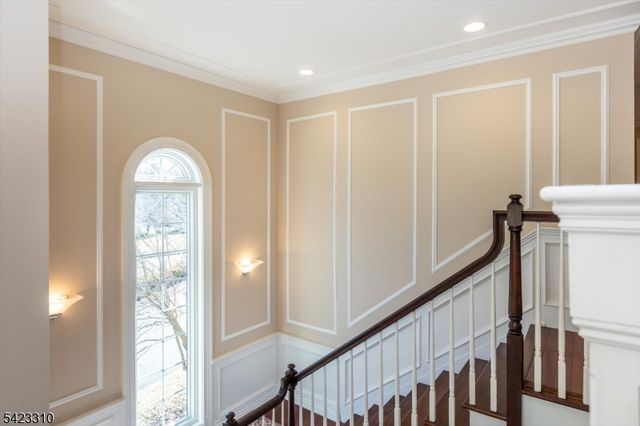 26 Mountain Ridge Dr, Livingston Twp., NJ 07039