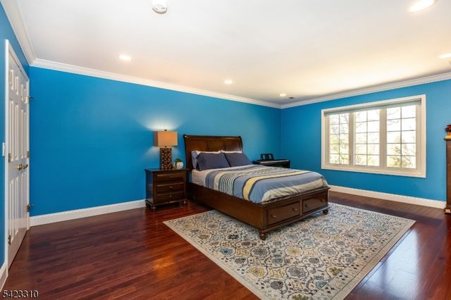 26 Mountain Ridge Dr, Livingston Twp., NJ 07039