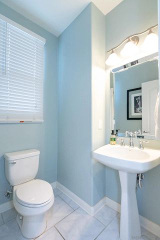 10547 Hollingsworth Way, San Diego, CA 92127