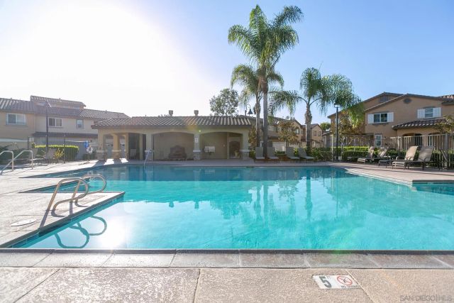 10547 Hollingsworth Way, San Diego, CA 92127