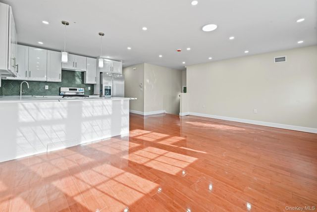 178-42 146th Terrace, Springfield Gardens, NY 11434