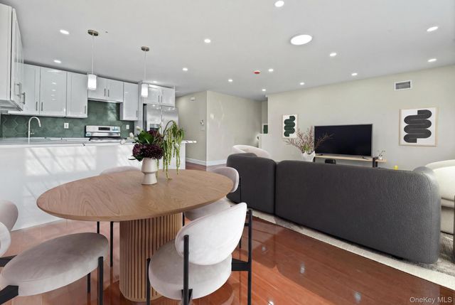 178-42 146th Terrace, Springfield Gardens, NY 11434