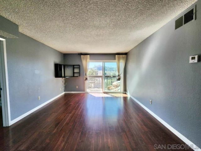 6191 Rancho Missiom 213, San Diego, CA 92108